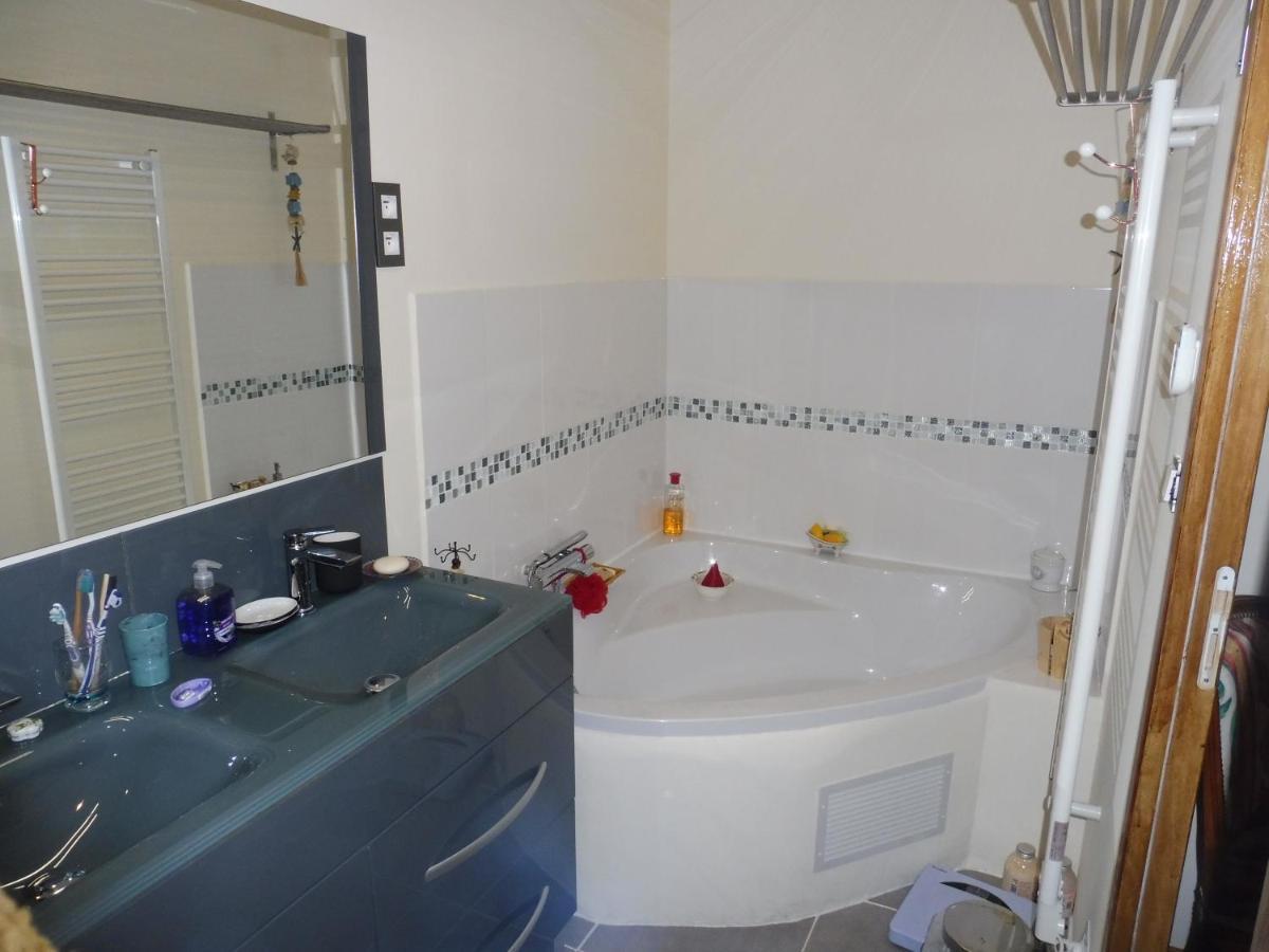 Chambre D'Hotes Des 3 Ifs Vernot Εξωτερικό φωτογραφία