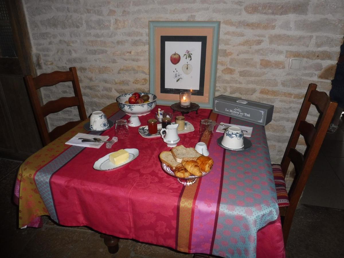 Chambre D'Hotes Des 3 Ifs Vernot Εξωτερικό φωτογραφία